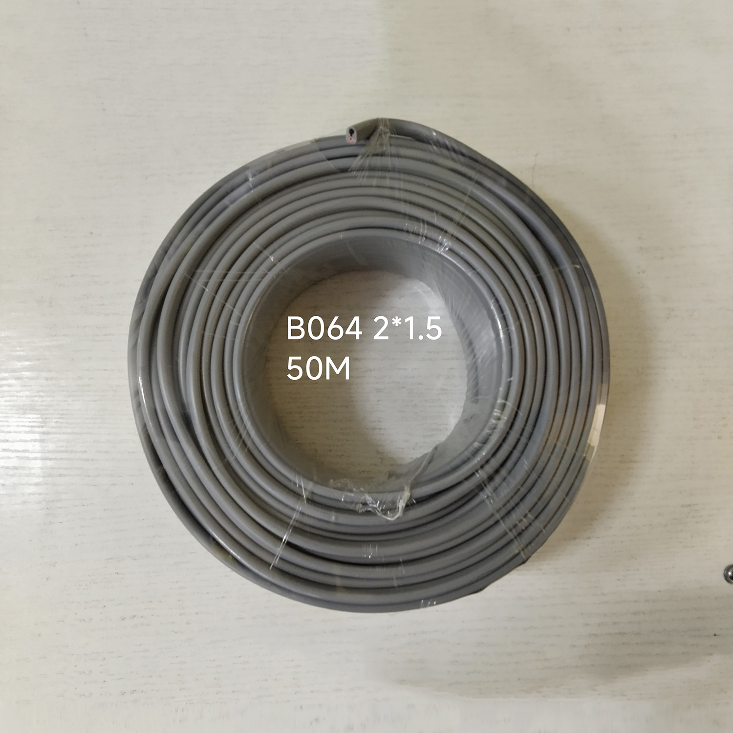B064